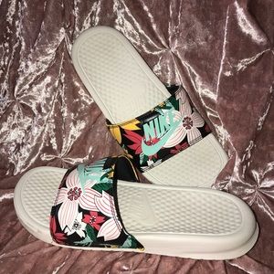 nike benassi slides tropical